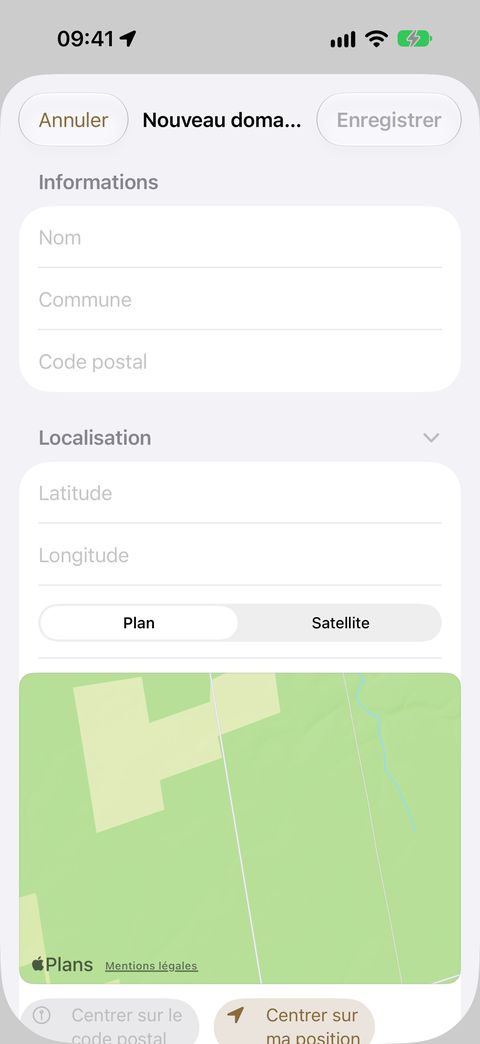 La fiche d'un domaine, section Localisation : coordonnées saisissables, carte Plan ou Satellite, repère posé au doigt.